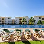 Apartmán Homes Ocean View With Panoramic Terrace, 2 Swimming Pools & Tennis Court Albufeira
