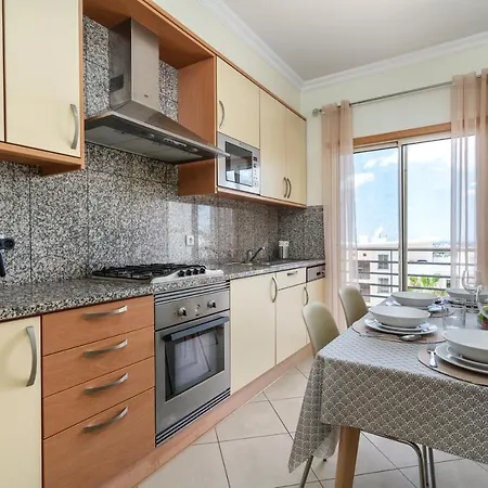 Homes Ocean View With Panoramic Terrace, 2 Swimming Pools & Tennis Court アルブフェイラ